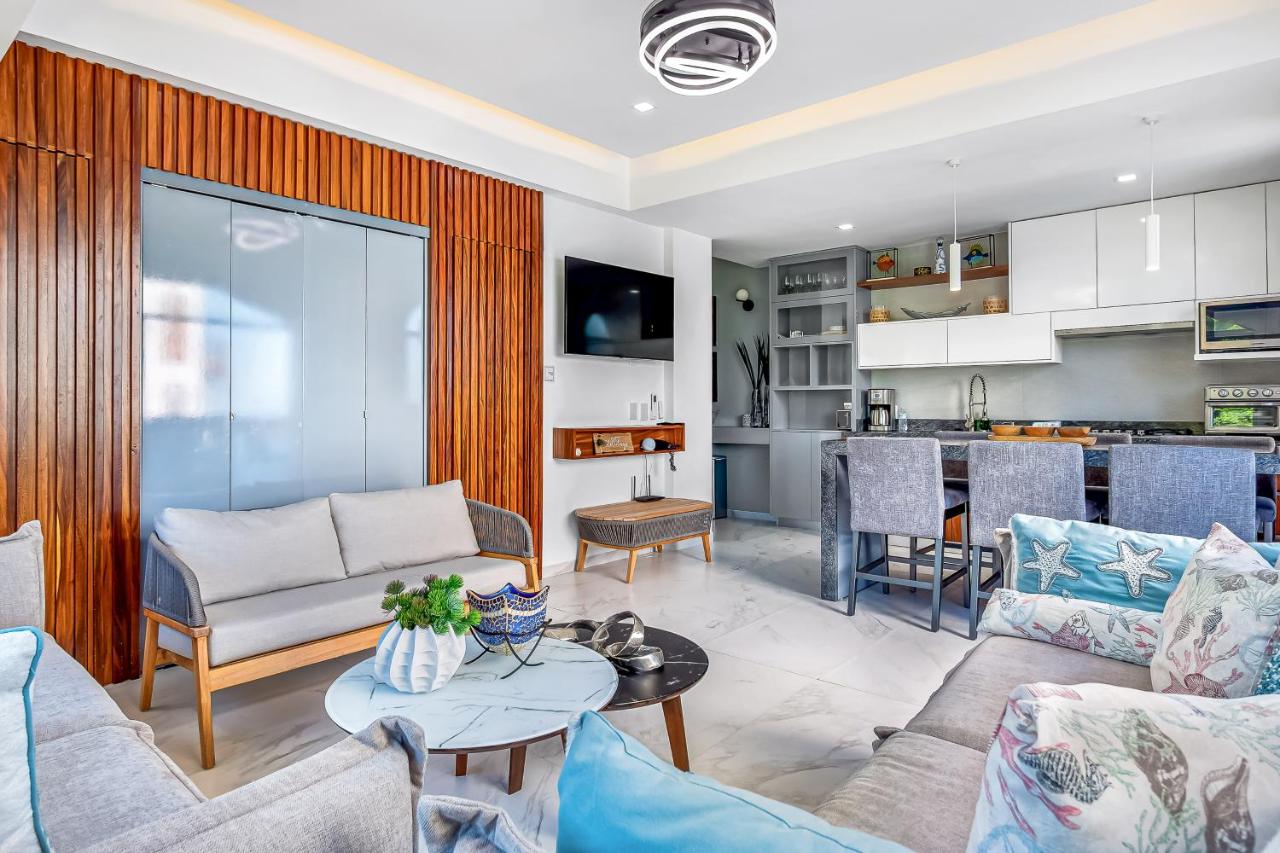 Playas Gemelas Flamboyan 803A - B&B