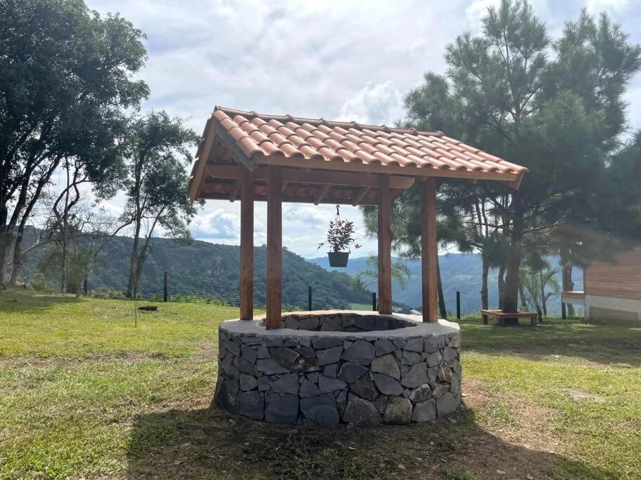 Chalé dos Plátanos, com banheira, Nova Petrópolis - Chambres d’hôtes Nova Petrópolis