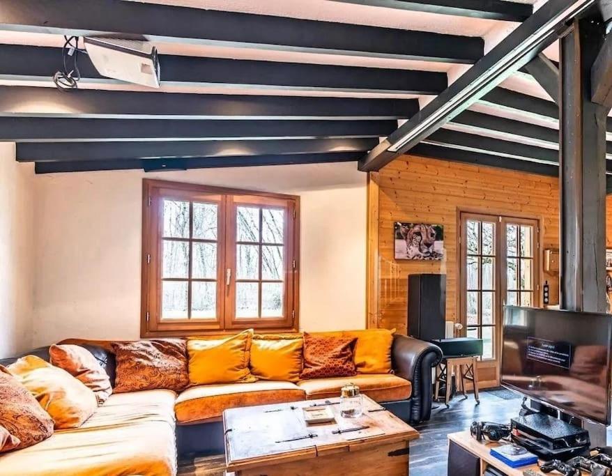 Chalet avec SPA et étang à proximité du Lac - B&B