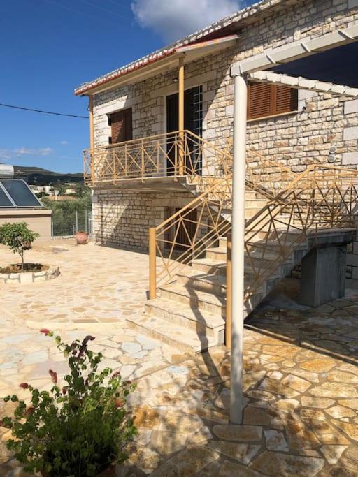Finikounda Anemomilos stone house - Ferienwohnung Foinikoúnta