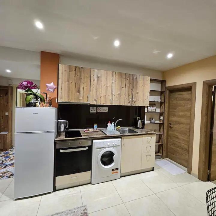 Center Apartments The Quiet Luxury 8 - Bed and Breakfast