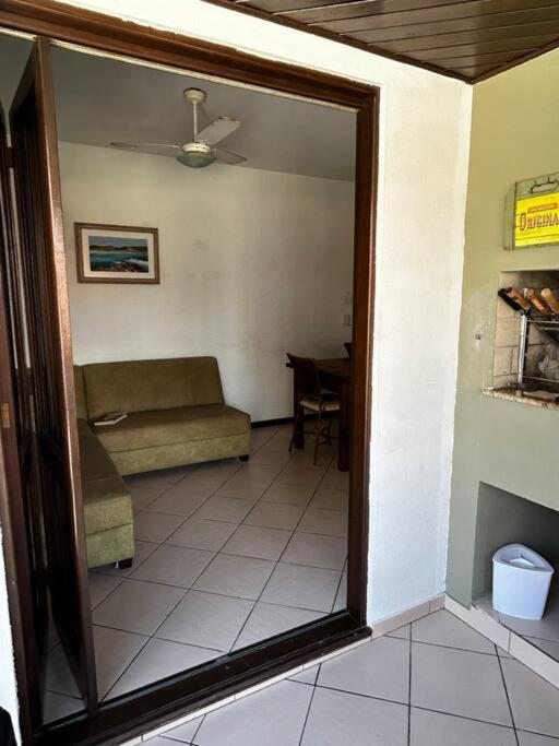 Apto 150m da praia de Bombas - Bed and Breakfast Bombinhas