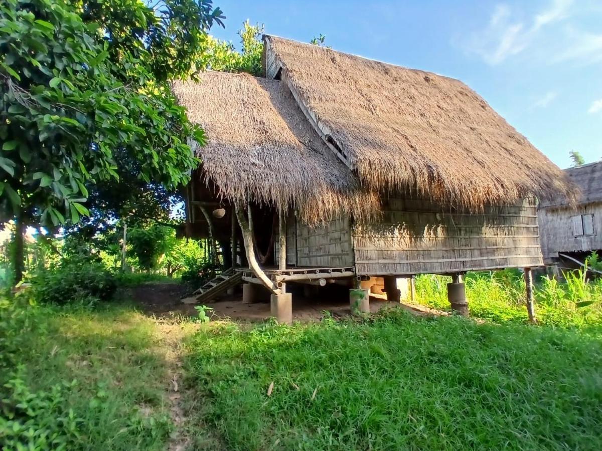 Bungalow with Patio