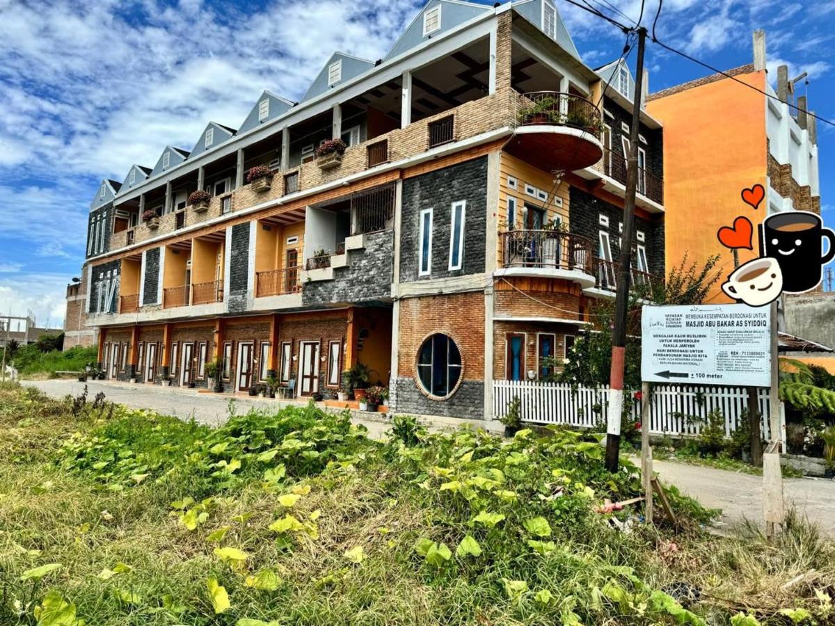 Sapo Rumbia Homestay - B&B Berastagi