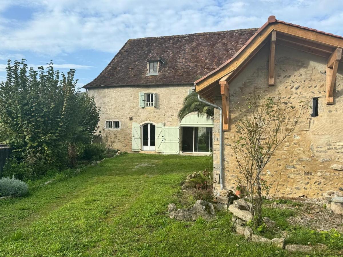 Hourquebie-Demeure de charme entièrement rénovée à 2 min de la rivière-Entre mer et montagne - Chambres d'hôtes Saint-Gladie