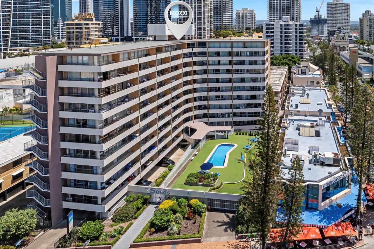 The Sands Apartment with Views & Parking - Bed and Breakfast Gold Coast