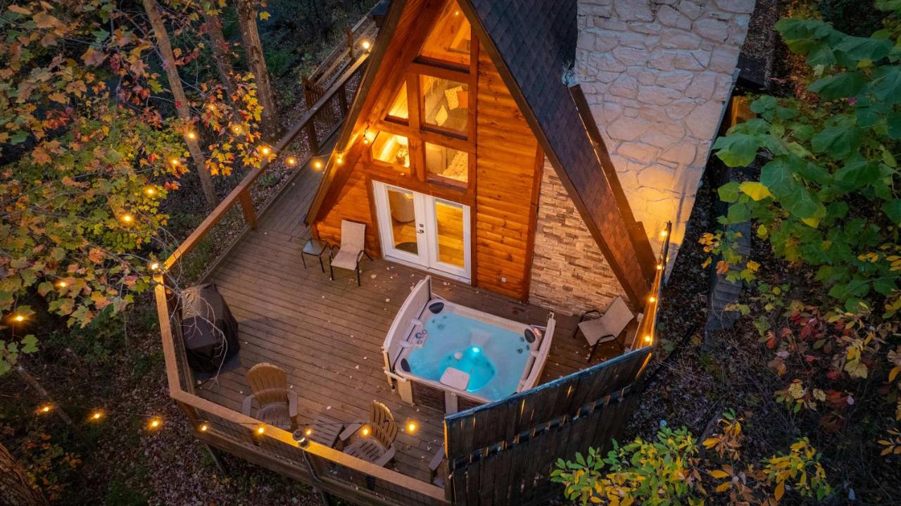 3 Miles to Gsmnp & Dtwn Good Views HotTub A-Frame - B&B Gatlinburg