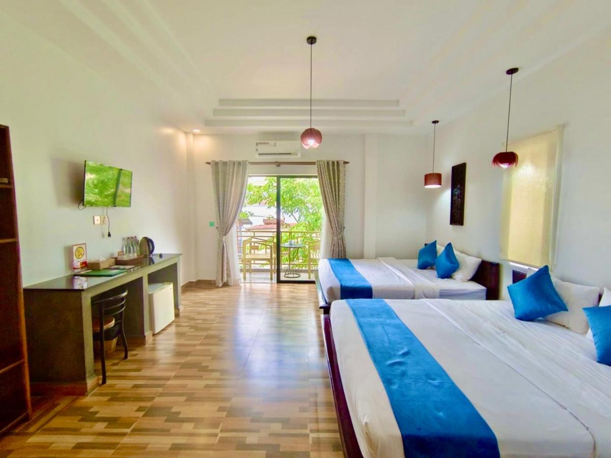 Family Suite with Balcony