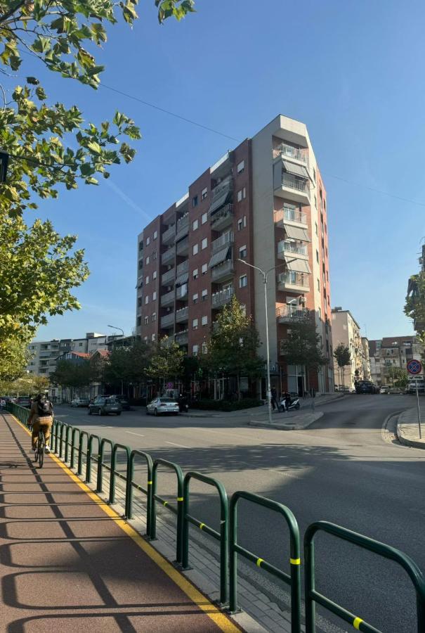 Apartamente Tirana - B&B