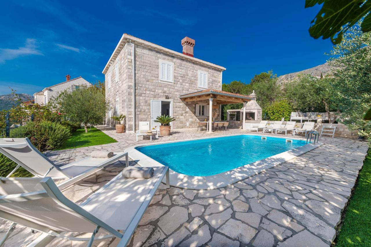 Villa Luna - Bed and Breakfast Mlini