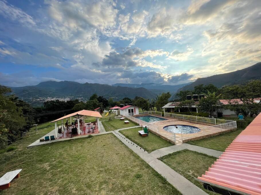 Finca Turística El Porvenir - B&B Cáqueza
