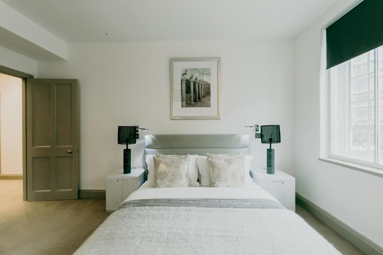 Two-Bedroom Deluxe Apartment