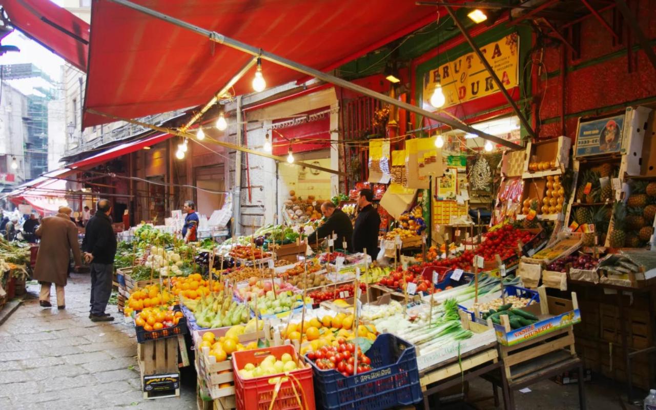 Centro storico-Marina Free Parking, Wifi,Netflix - B&B Palermo