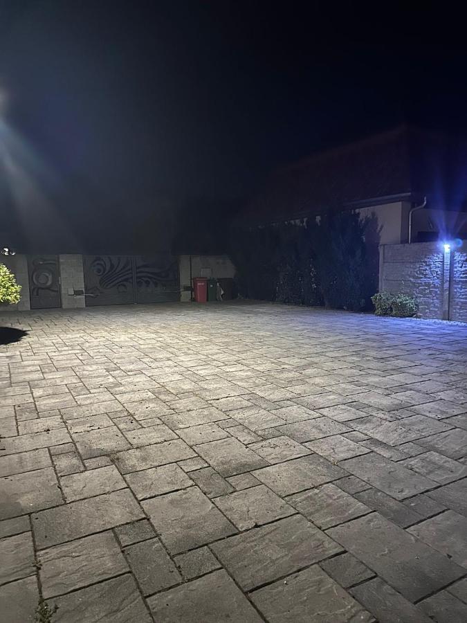 Villa Kulacs - B&B
