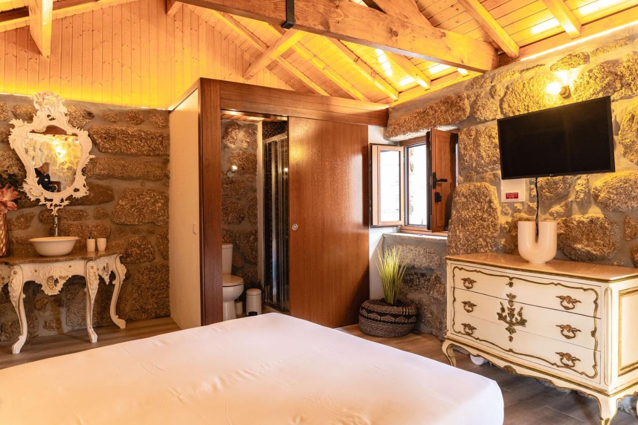 Habitación Doble con vistas a la montaña