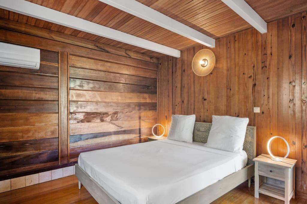 Chalet Jujube - Magnifique cottage avec piscine - B&B Les Anses-d'Arlet