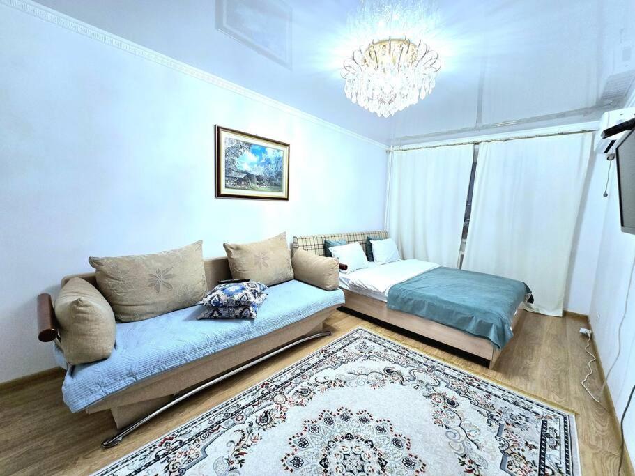 Аэропорт-Астана двухкомнатная - B&B