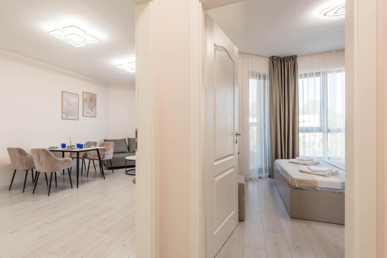 One-Bedroom Premium Apartment with Ocean View