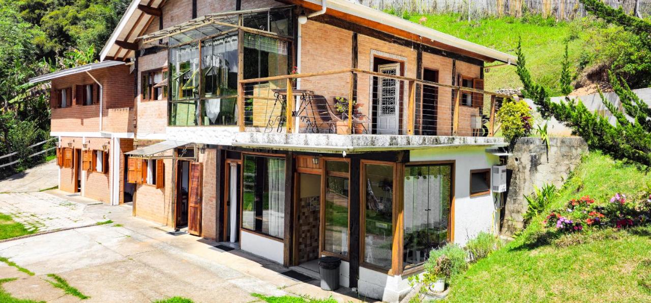 Cores e Flores da Serra Pousada by Concavus - B&B Santo Antônio do Pinhal