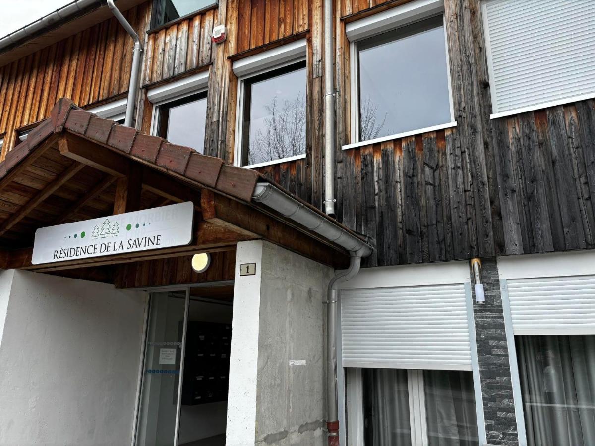 Duplex design et lumineux, parking gratuit - B&B