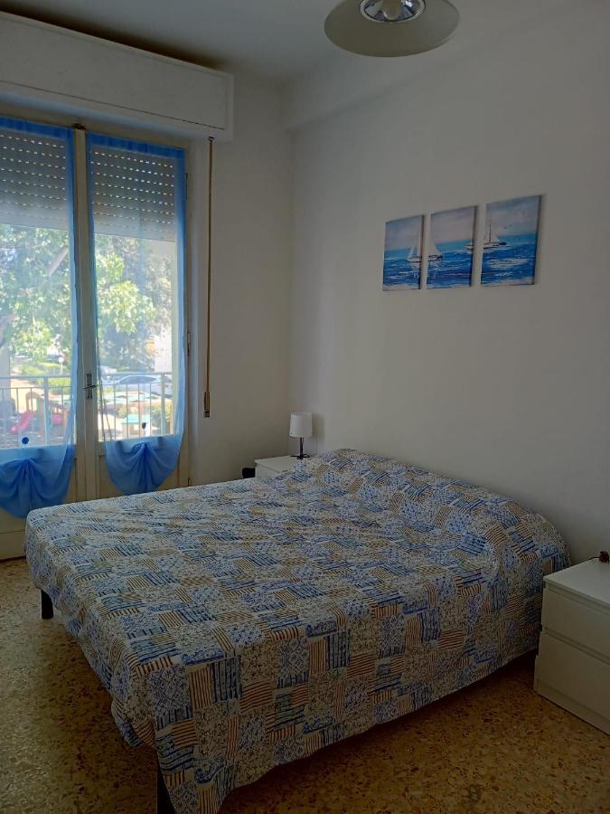 Three-Bedroom Apartment with Balcony