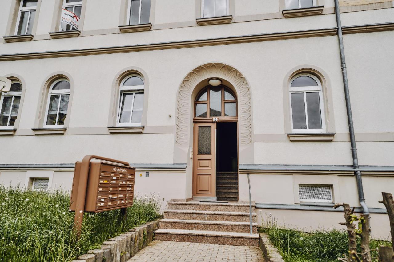 EDLER WOHNRAUM Luxuriöse 2 SZ mit Balkon, Kaffeevollautomat, Klima & Lift - Bed and Breakfast