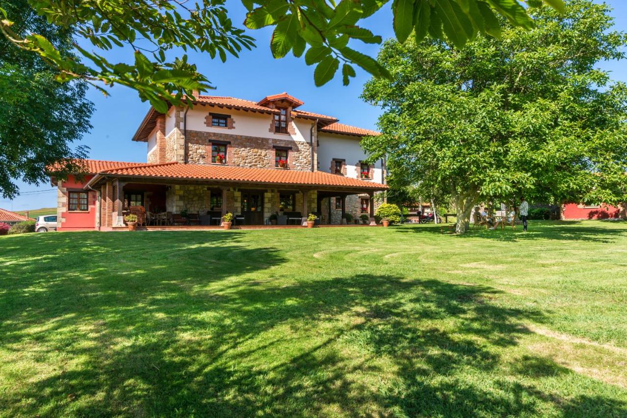 Posada Caborredondo - B&B Oreña