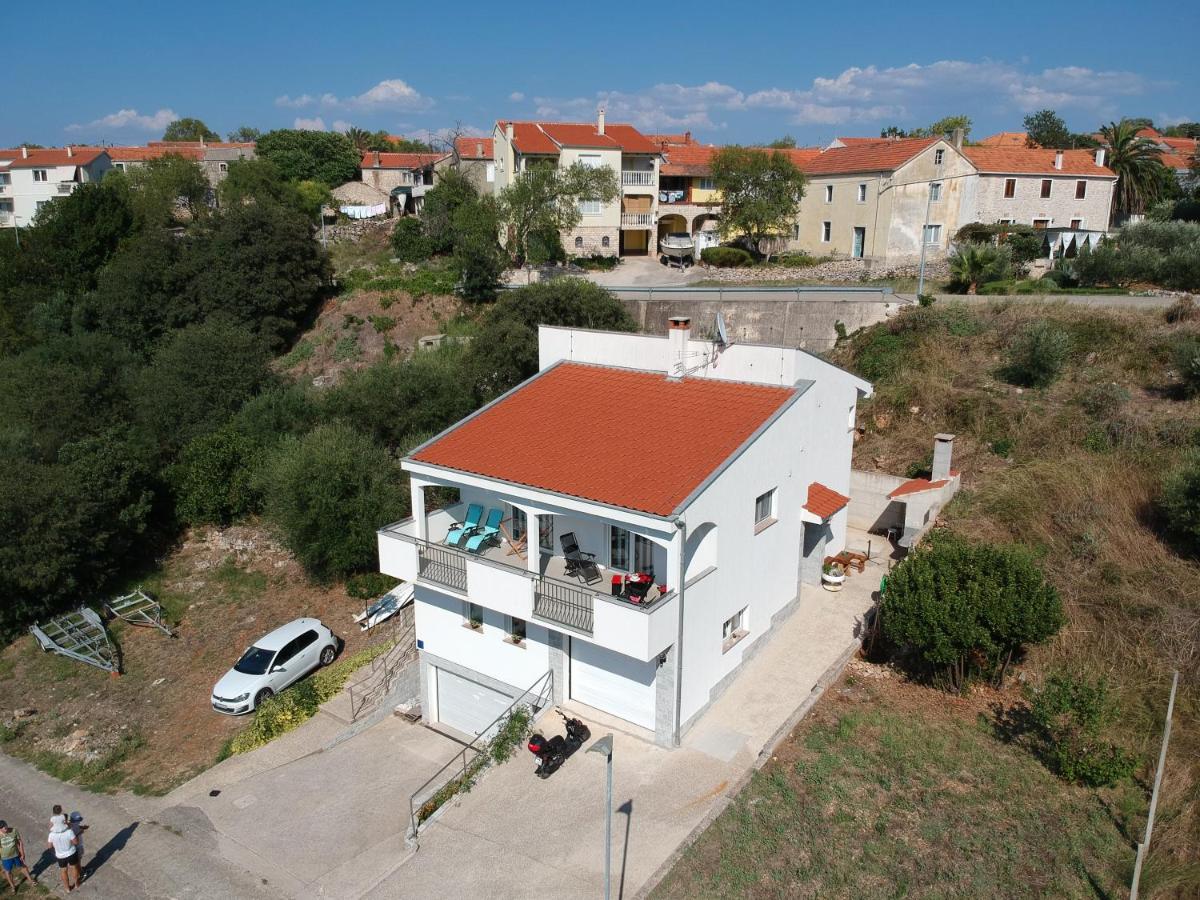 Apartments Sandro - Bed and Breakfast