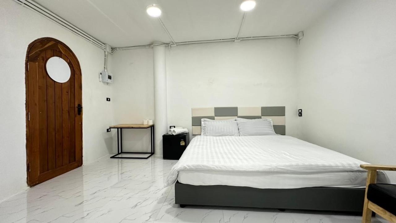 Megun 10 L - B&B