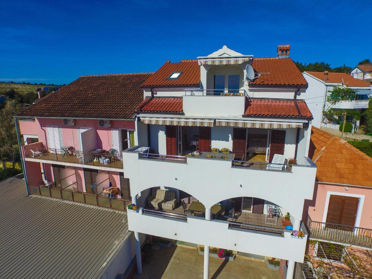 Apartman Ivka A2 - Ferienwohnung Petrcane