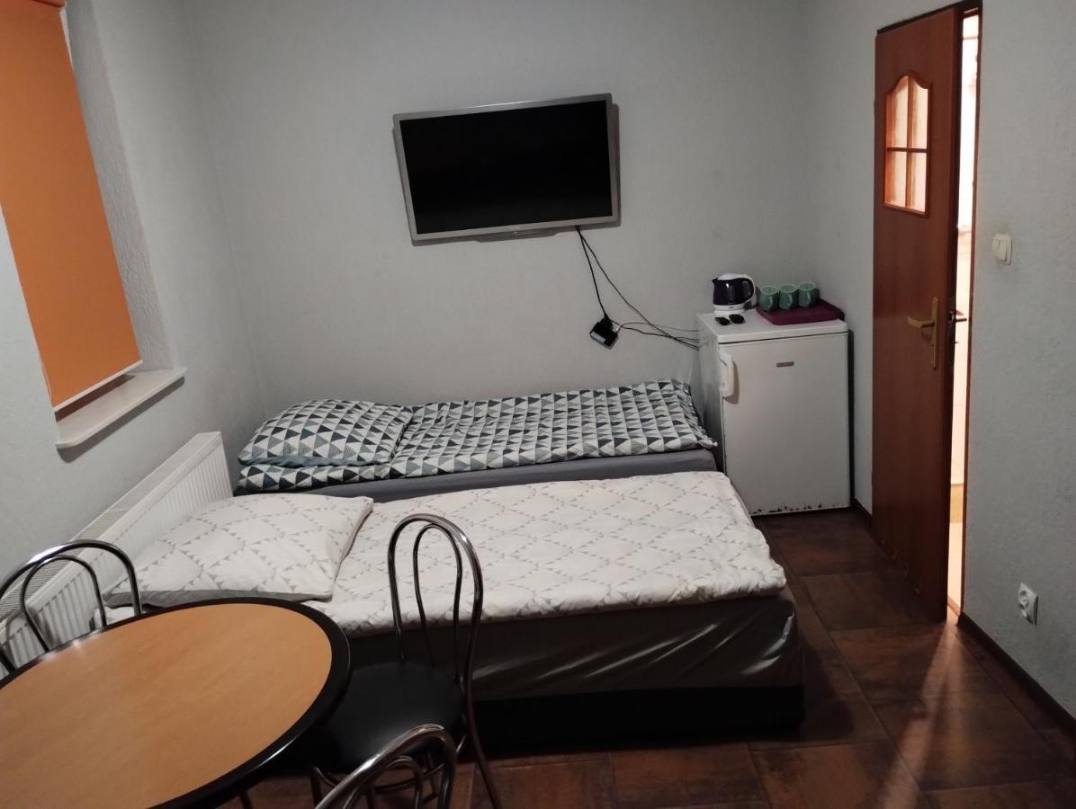 Quadruple Room with Private Bathroom