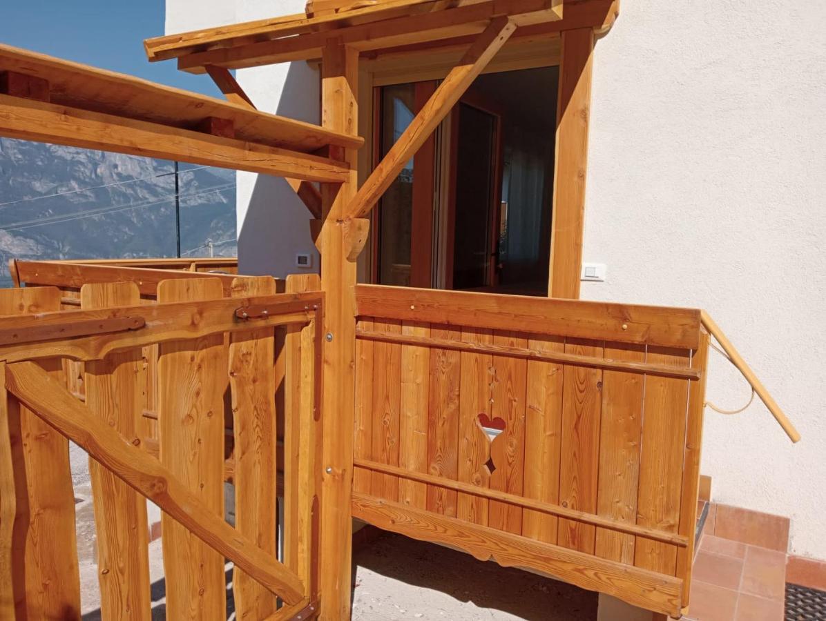 One-Bedroom Apartment with View