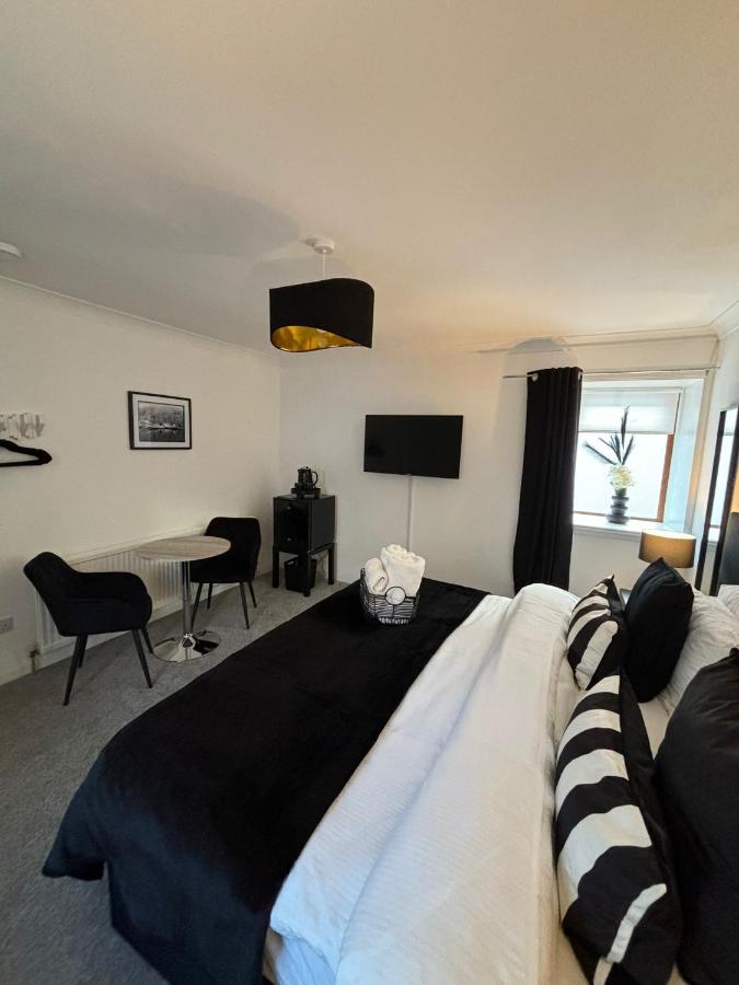 Doppel-/Zweibettzimmer mit Gemeinschaftsbad