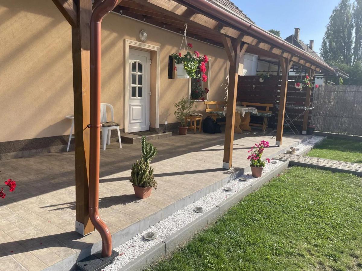 Ezüstfenyő Vendégház - Ferienwohnung