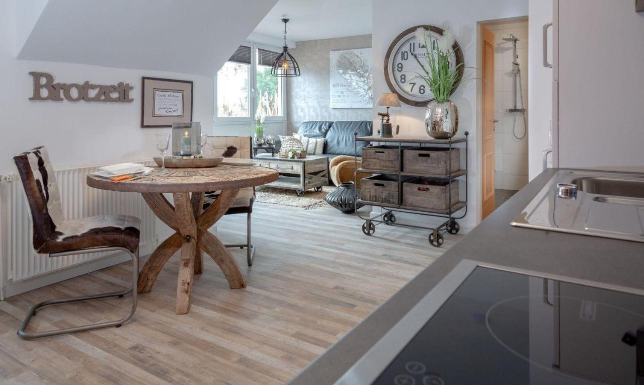 Die-Deichbude-1-Bude-4 - B&B