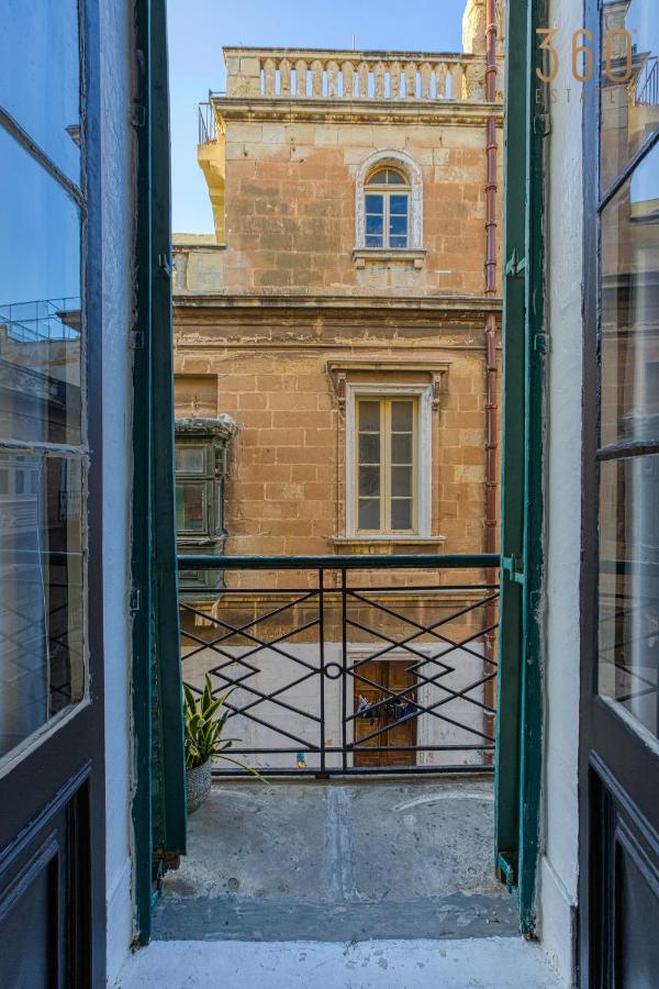 Stunning traditional Palazzo in central Floriana by 360 Estates - B&B Floriana