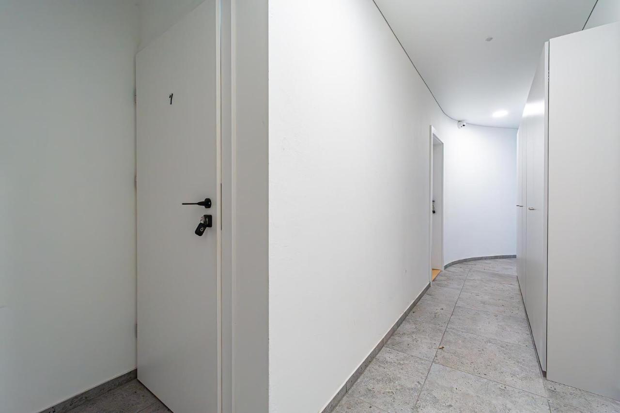Uptown studio Nr 7 with parking & AC - Ferienwohnung Kaunas