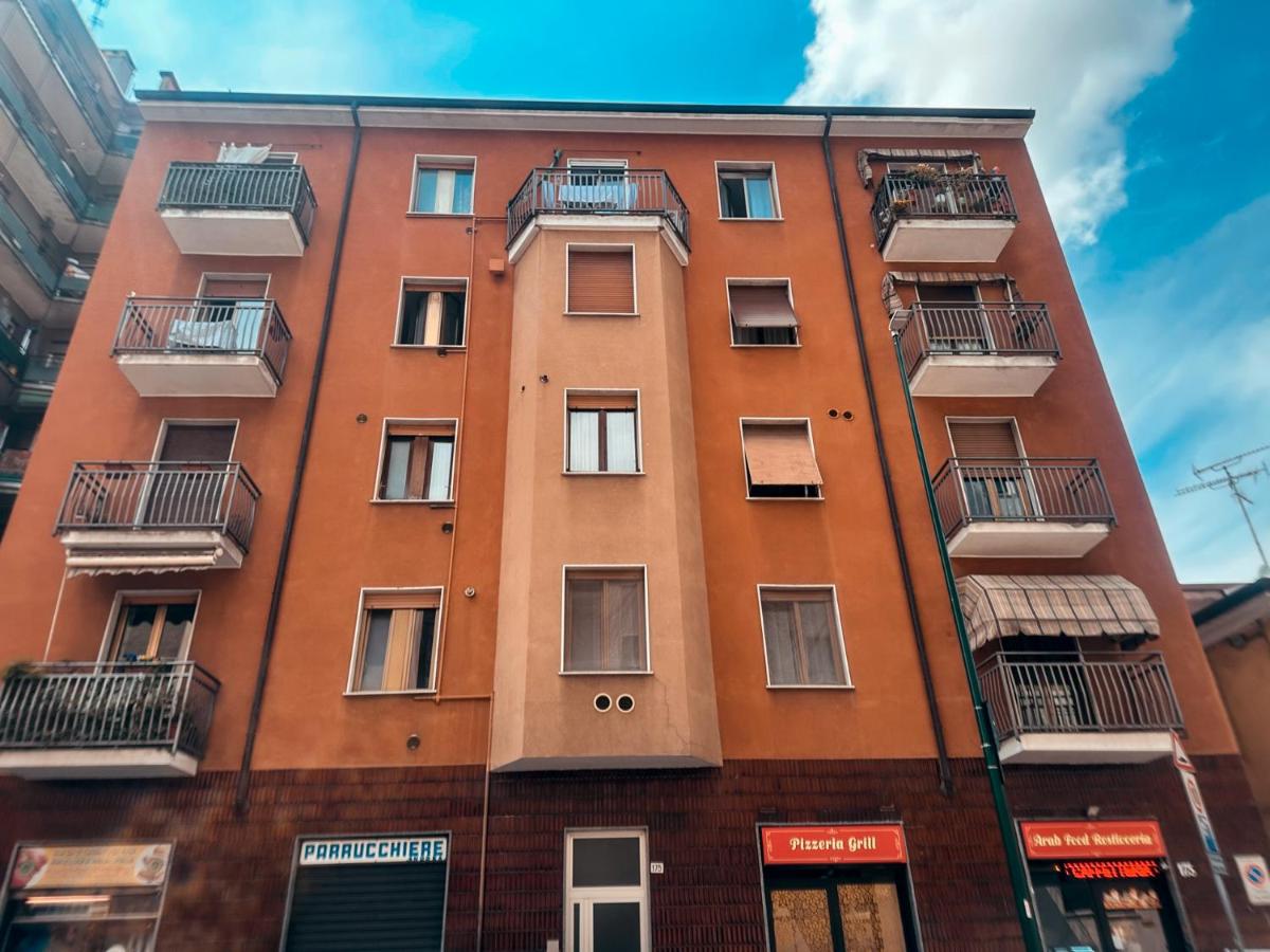 Fortuna Milan - METRO, AC, DUOMO in 25 minutes - B&B