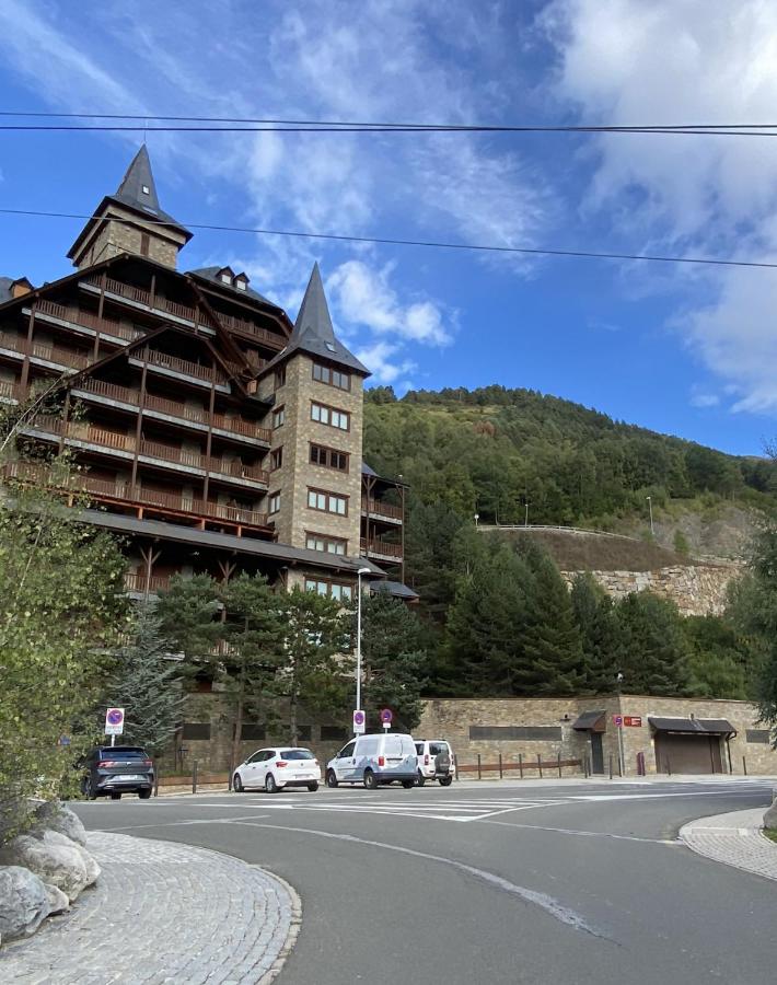 Mow's Snow Lodge - Pie de Pista en Baqueira- Beret - Bed and Breakfast Baqueira-Beret