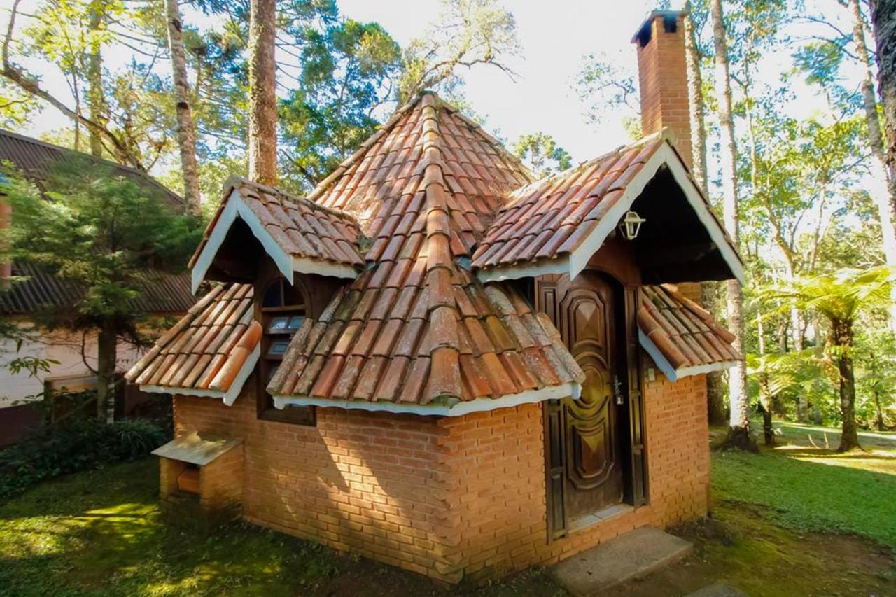 Luxury chalet with hot tub