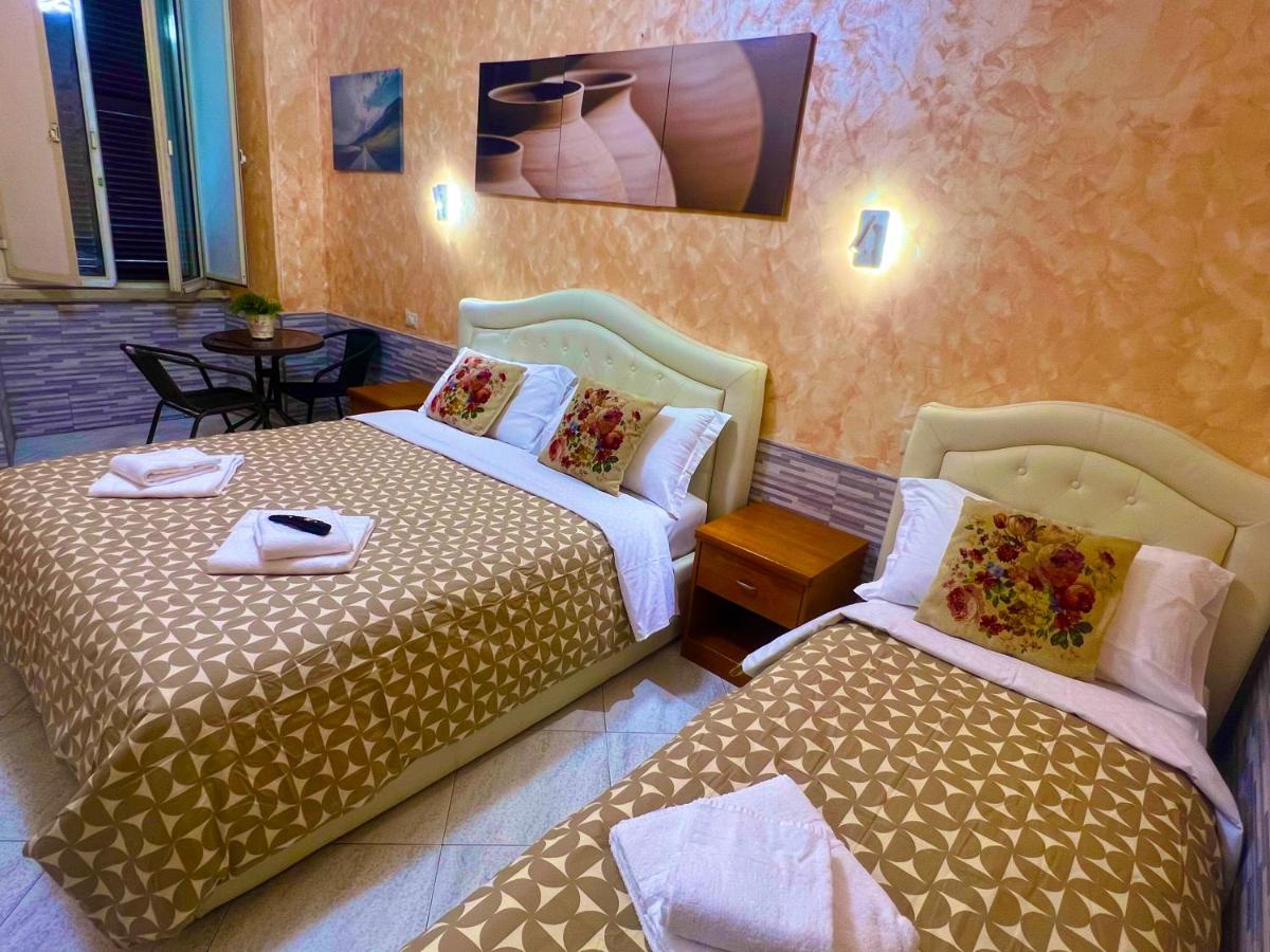 Chambre Triple avec Salle de Bains Privative Séparée