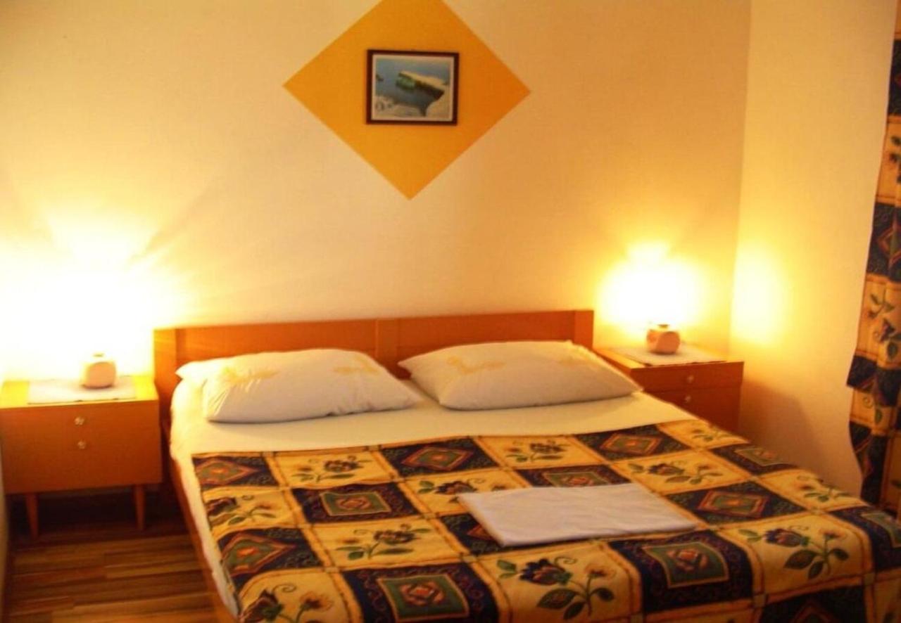 Two-Bedroom Apartment Standard