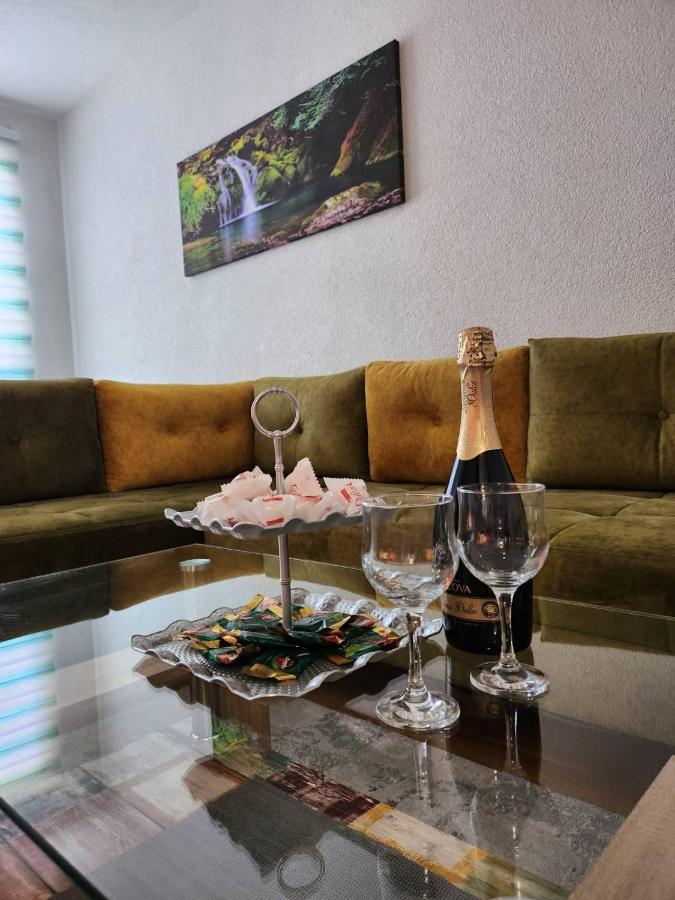 Luxury Apartment Bulevar - B&B Sarajevo