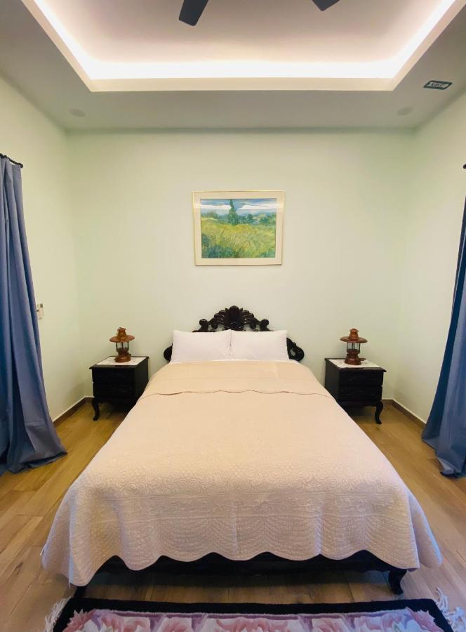 Chambre Double - Vue sur Piscine