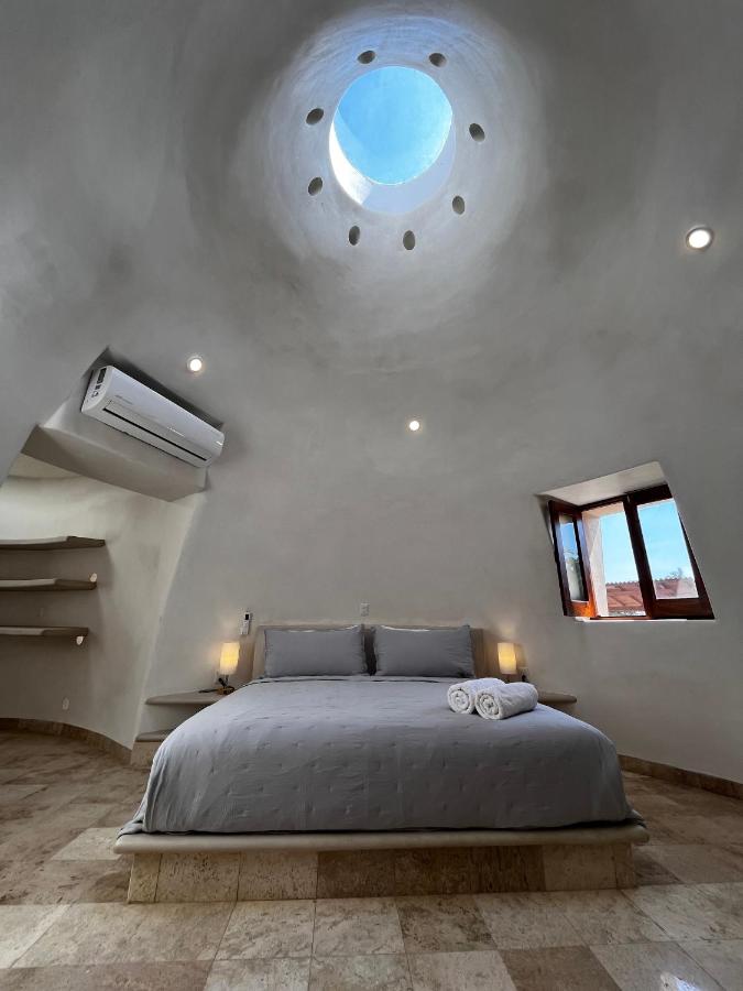 Deluxe One-Bedroom Apartment with Garden View