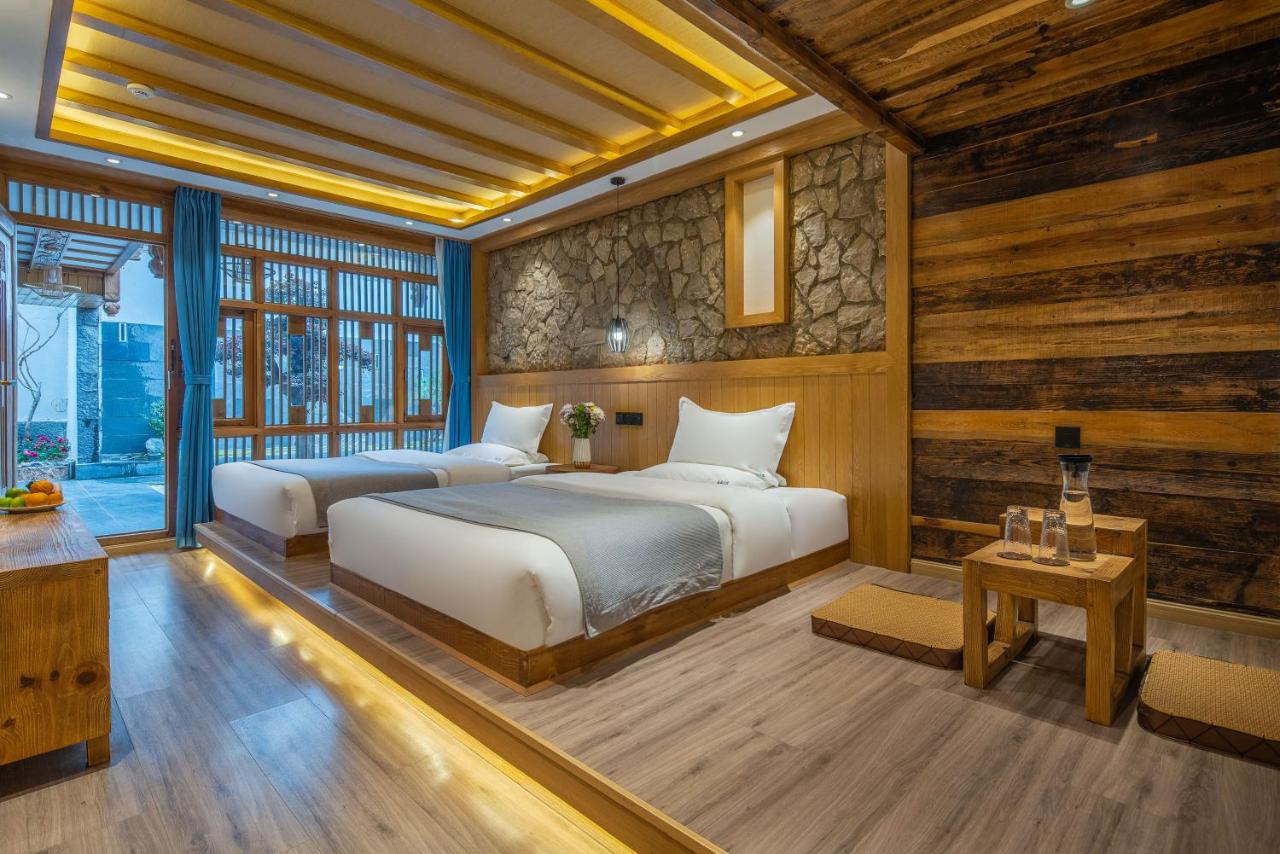 Standaard Tweepersoonskamer met 2 Aparte Bedden - Uitzicht op de Tuin