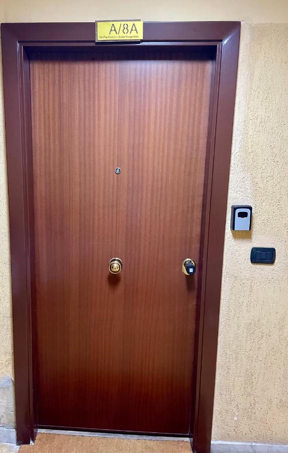 Re Ferdinando Suite Mergellina - B&B Napoli