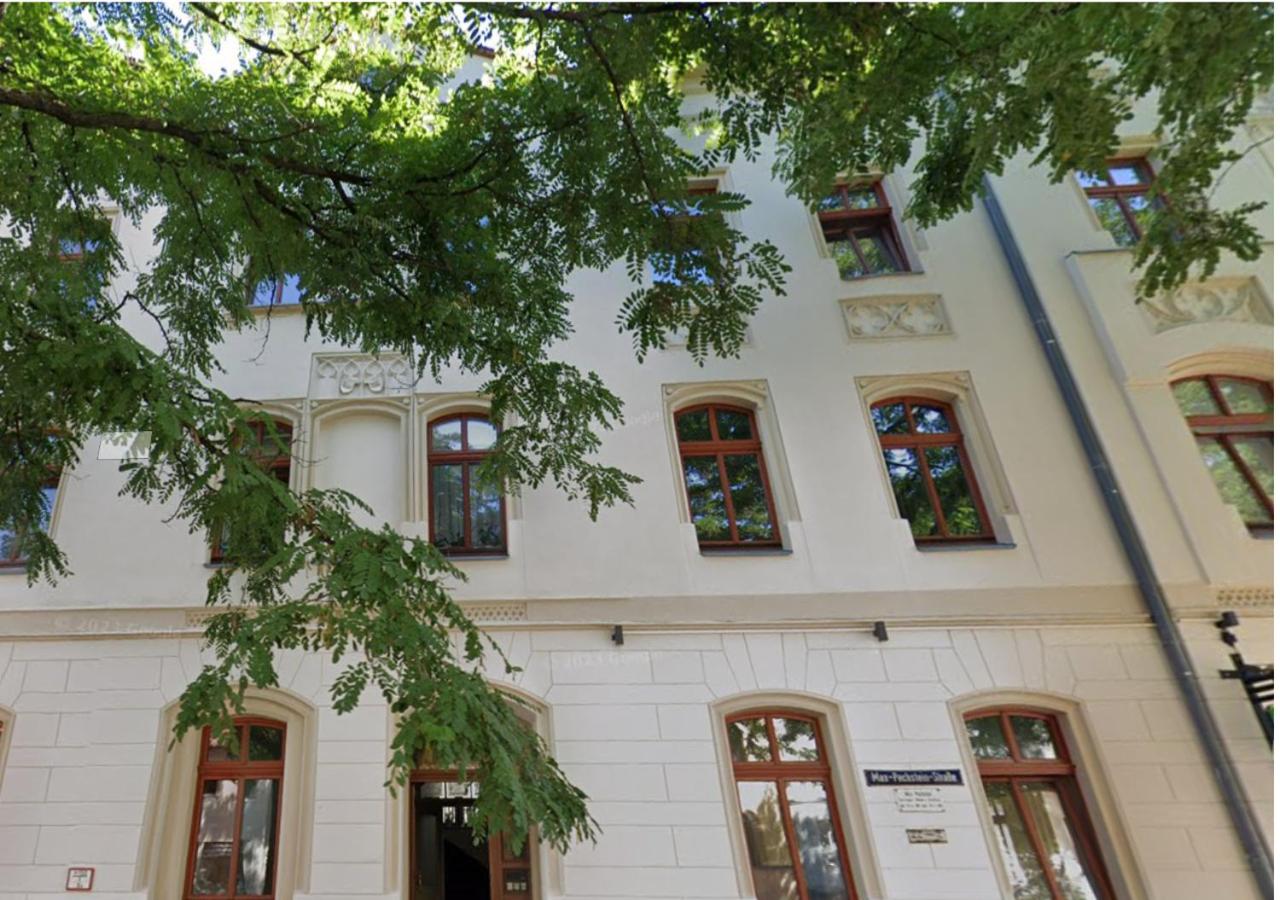 Historische Altbauwohnungen im Zentrum von Zwickau - APOLONIAliving - B&B