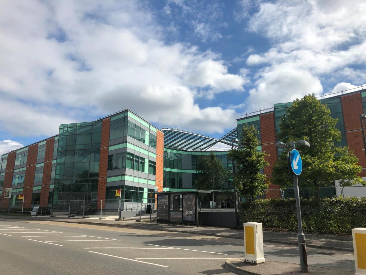 Chic Studio in Bracknell at convenient location - B&B