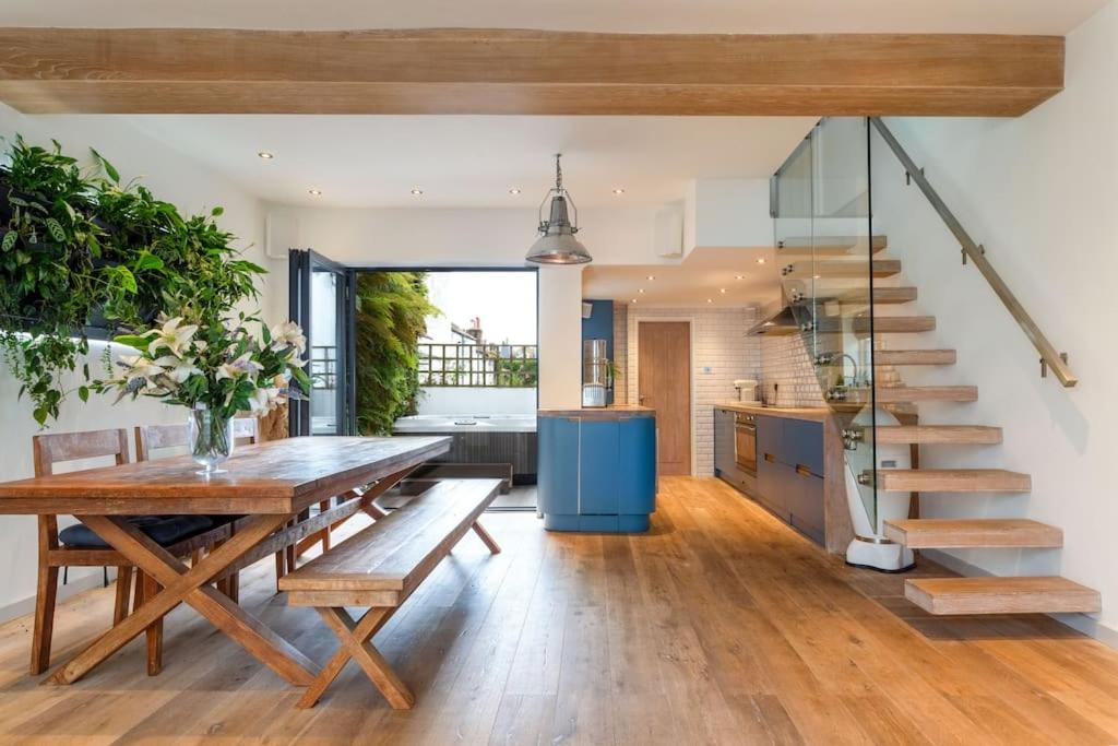 Stylish Townhouse in Vibrant North Laine - B&B